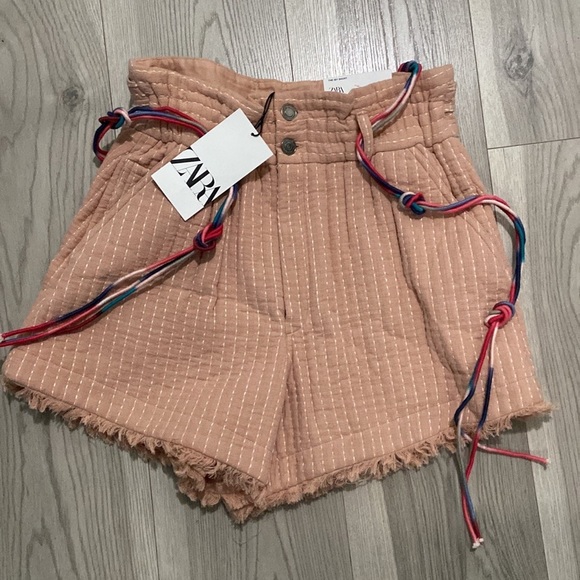 NWT Zara Rare Premium Shorts Size Small - Picture 1 of 6